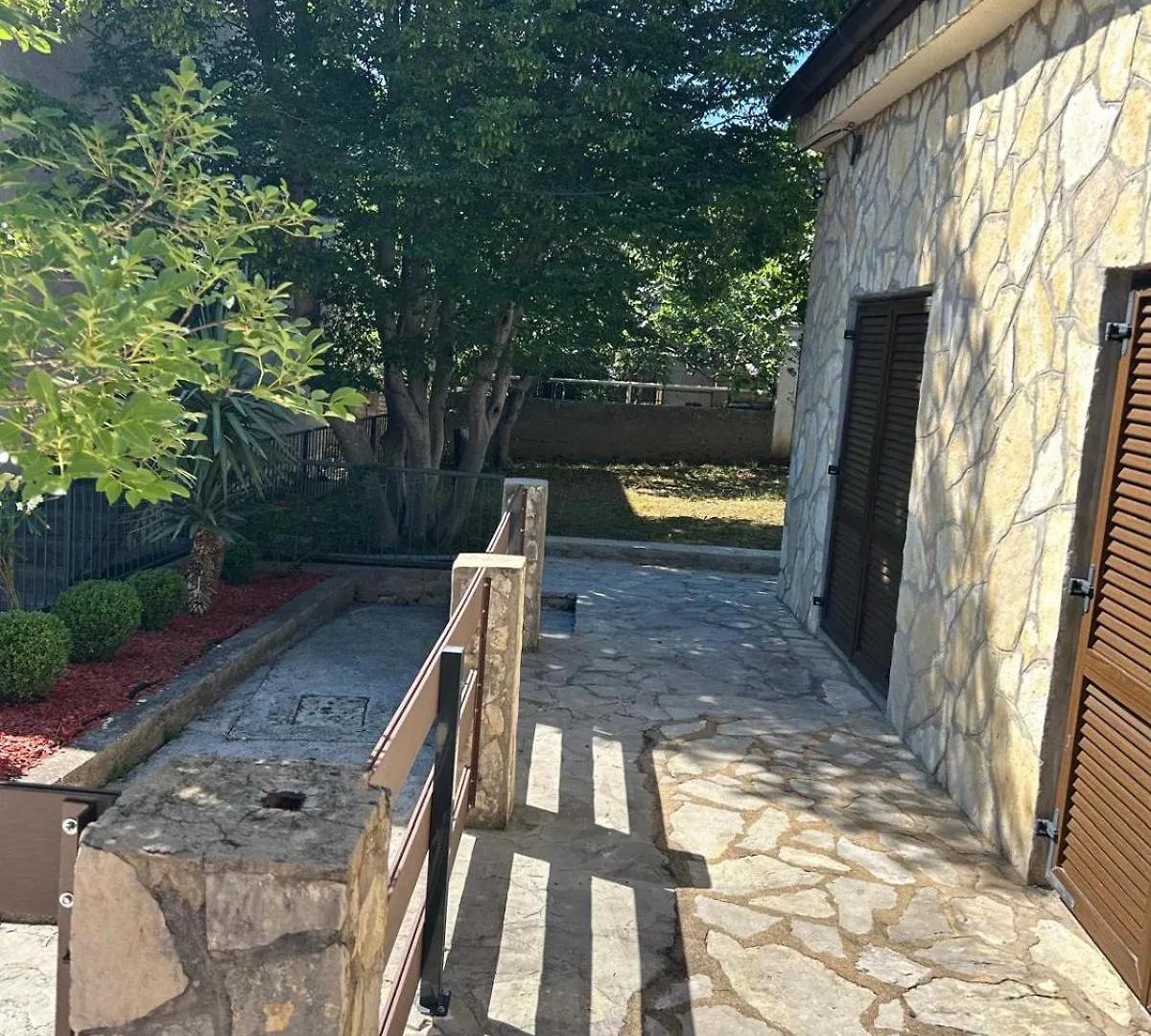 Kuca Maslina Villa Maslenica Vakantiehuis